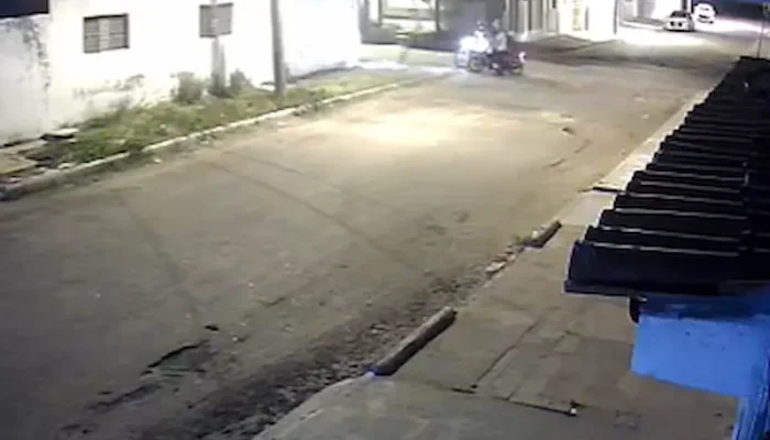 (Reprodução/imagens de câmera de segurança)