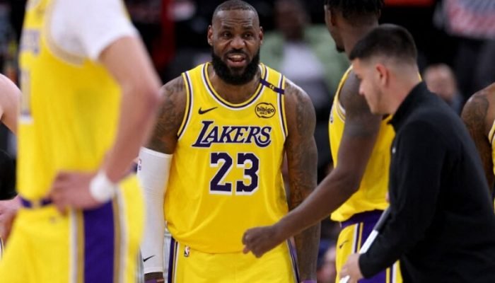 LeBron James se tornará o recordista de temporadas jogadas na NBA - Foto: Harry How/Getty imag...