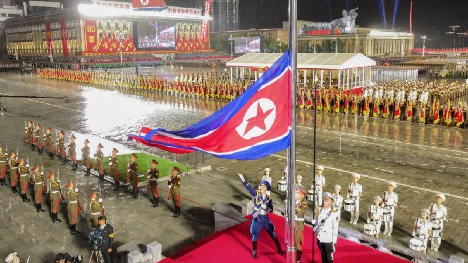 Desfile militar na Coreia do Norte - Foto: STR/KCNA via KNS/AFP