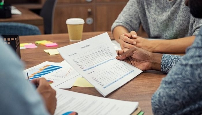 Imagem ilustrativa de uma reunião de negócios - DIVULGAÇÃO