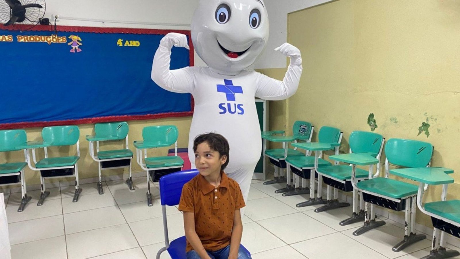 Dia D de vacinação em Petrolina - Divulgação/Débora Sousa e Ayrton Latapiat