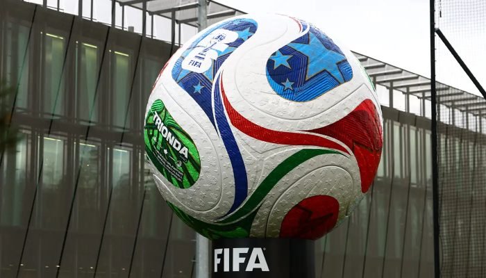 © REUTERS/Denis Balibouse/Direitos Reservados