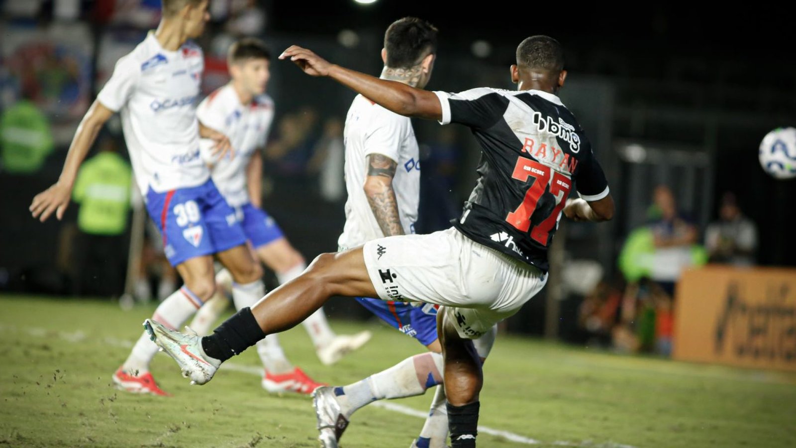 © Matheus Lima/Vasco/Direitos Reservados