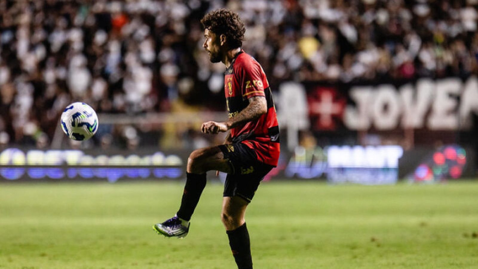 Lucas Lima, meia do Sport  - Foto: Paulo Paiva / Sport Club do Recife