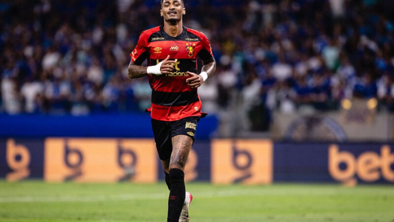 Derik deixa o Sport antes do fim da Série A - Foto: Paulo Paiva/SCR