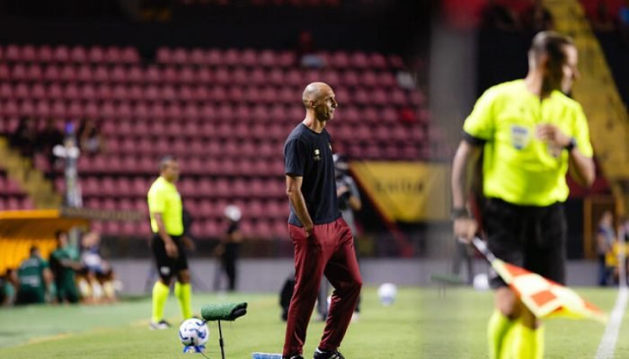 César Lucena durante a derrota do Sport para o Juventude - Foto: Paulo Paiva/SCR