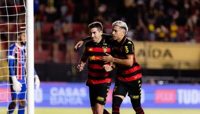 De Pena abriu o placar para o Sport diante do Maranhão na Ilha do Retiro  - Foto: Paulo Paiva/...