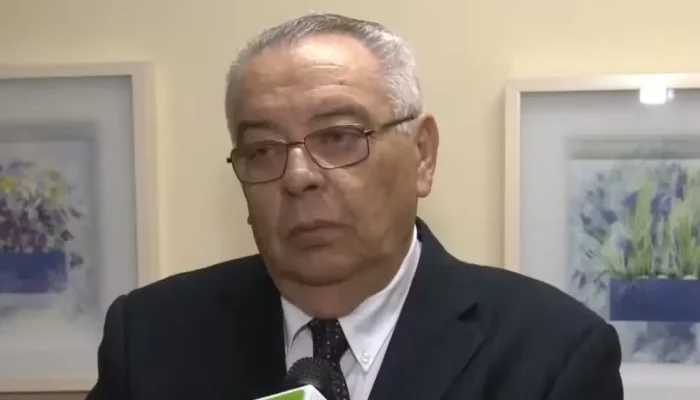 Médico pediatra Fernando Cunha Lima (Foto: TV Câmara/Reprodução)