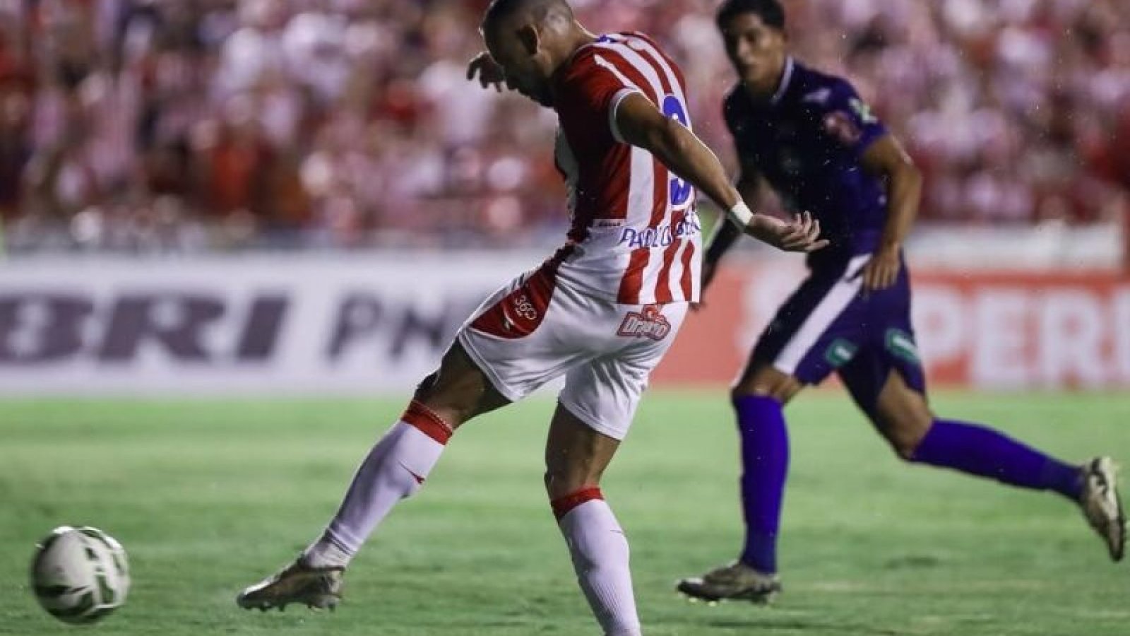 Paulo Sérgio comandou a vitória do Náutico diante do Maguary - Foto: Rafael Vieira/CNC