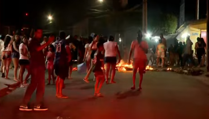 Ferido, o homem, que já é investigado por tentariva de homicídio, foi levado para o Hospital d...