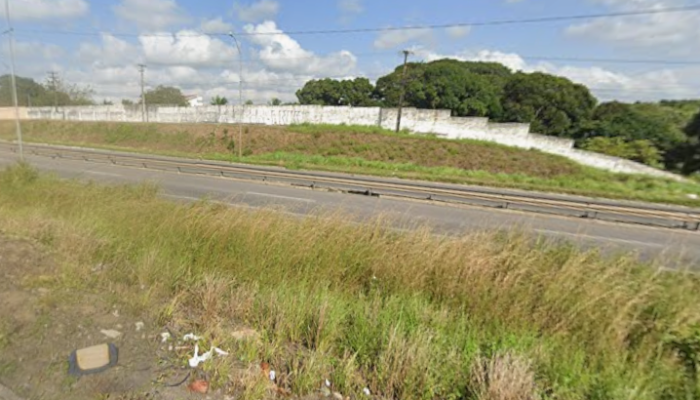 Trecho da BR-101 onde o corpo da criança foi encontrado. (Foto: Google Street View)