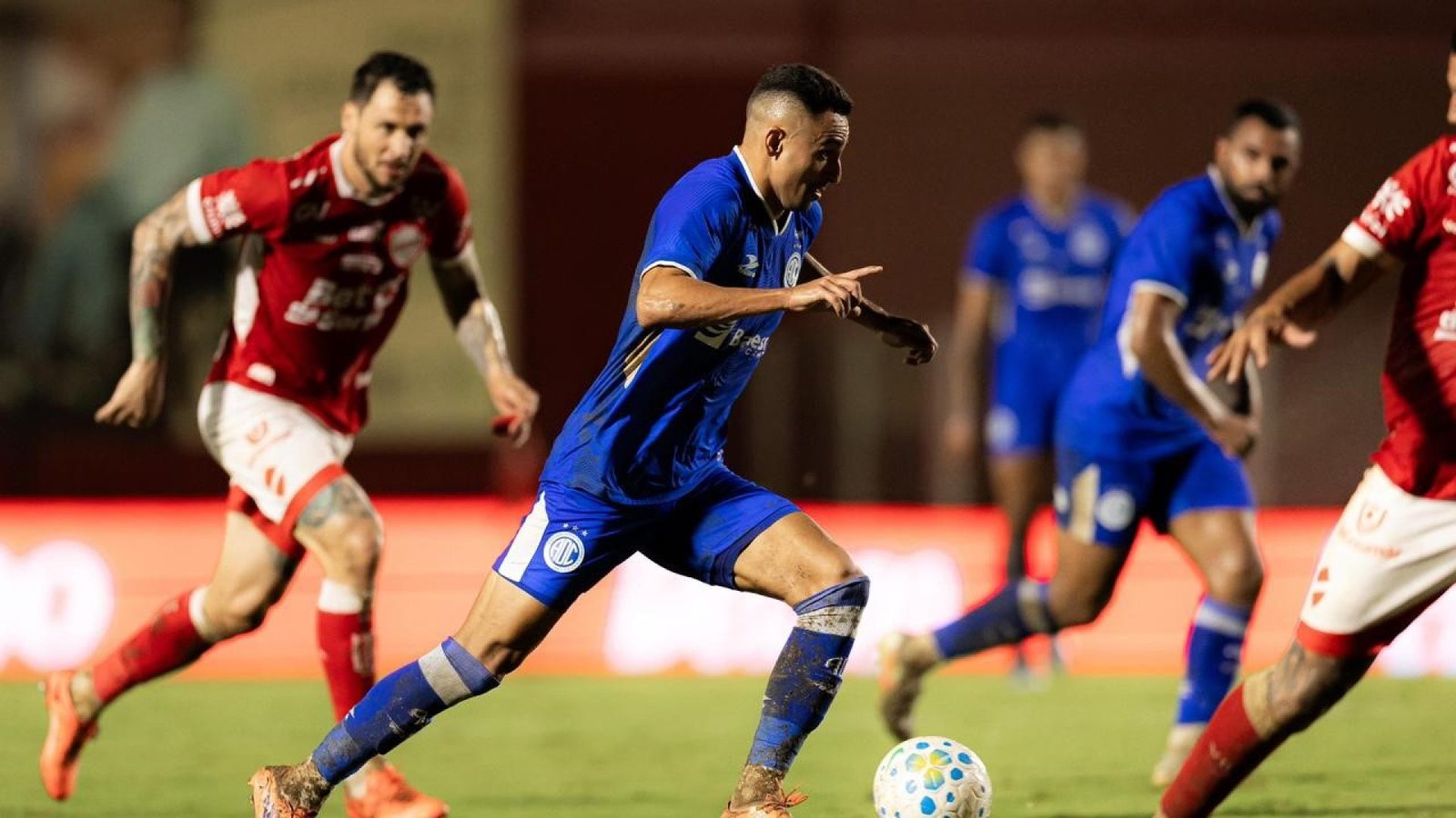 Confiança avançou à 5ª fase da Copa do Brasil 2026 contra o Vila Nova. (Foto: Mateus Dutra)