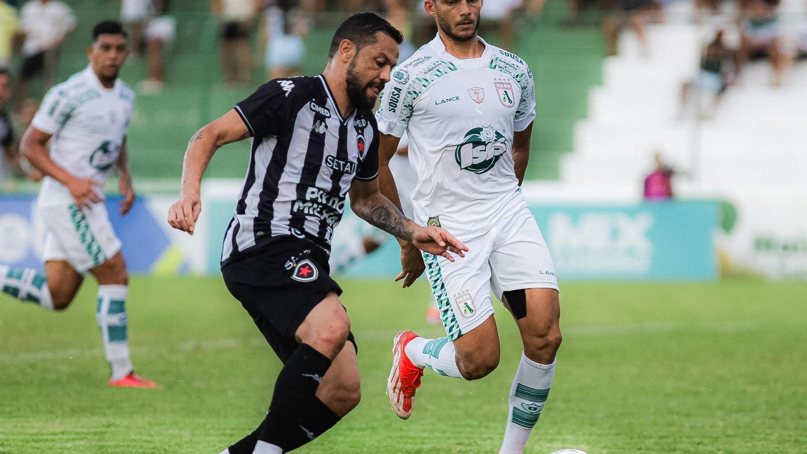 Sousa e Botafogo-PB no jogo de ida da final do Campeonato Paraibano 2026. (Foto: João Neto/Botaf...