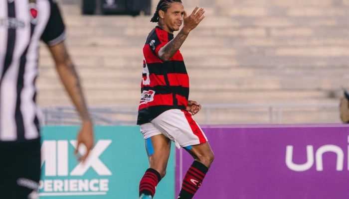 Miguel Vinícius fechou a conta do 4 a 1 no Clássico Emoção. (Foto: Estefinho Francelino/Campi...