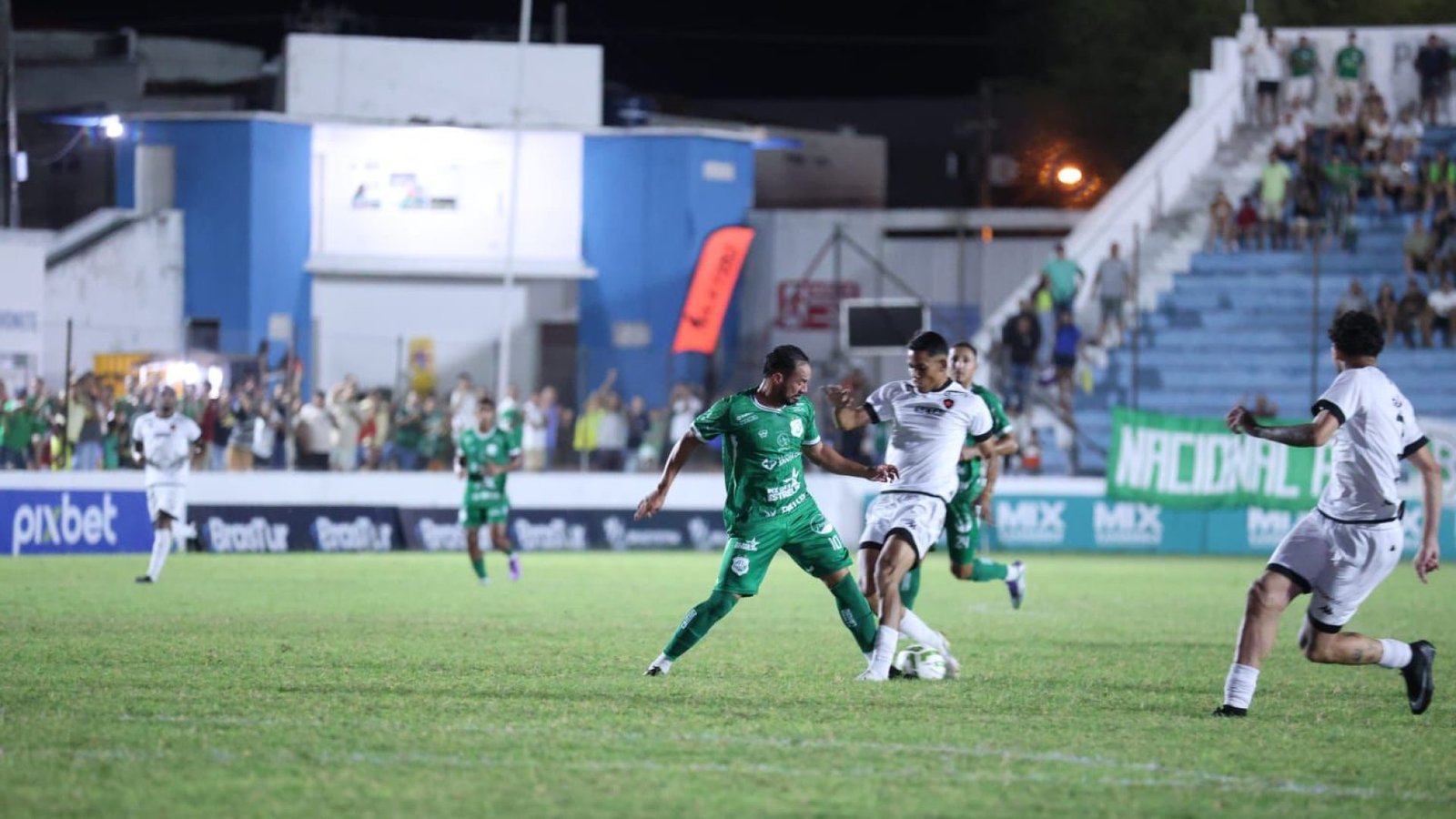 Eder Souza/Nacional de Patos. Cisco Nobre