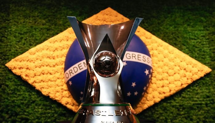 Novo calendário do futebol brasileiro: veja as mudanças que entram em vigor em 2026. Lívia Vil...