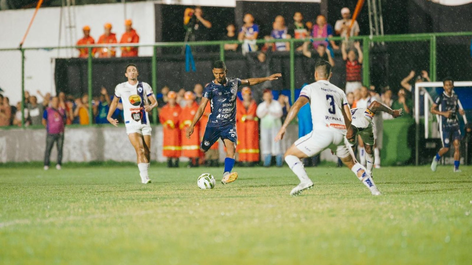 Mayke Ruhan / Pombal. Cisco Nobre