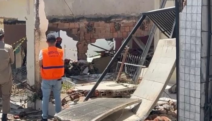 Defesa Civil e Corpo de Bombeiros foram acionados após rompimento de reservatório. Reprodução