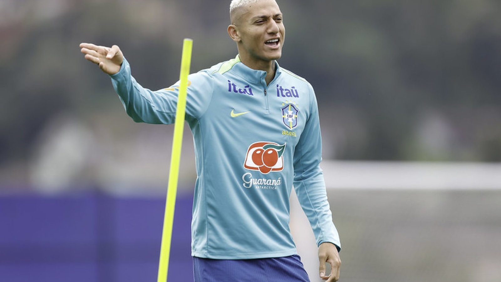 Atacante Richarlison em treino da Seleção Brasileira. (Foto: Rafael Ribeiro / CBF)