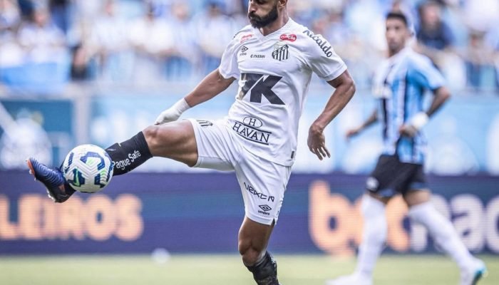 Thaciano em Grêmio x Santos. Raul Baretta / Santos