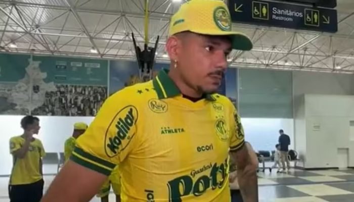 O atacante Tiquinho Soares ficou muito próximo de ser anunciado oficialmente pelo Mirassol. Repr...
