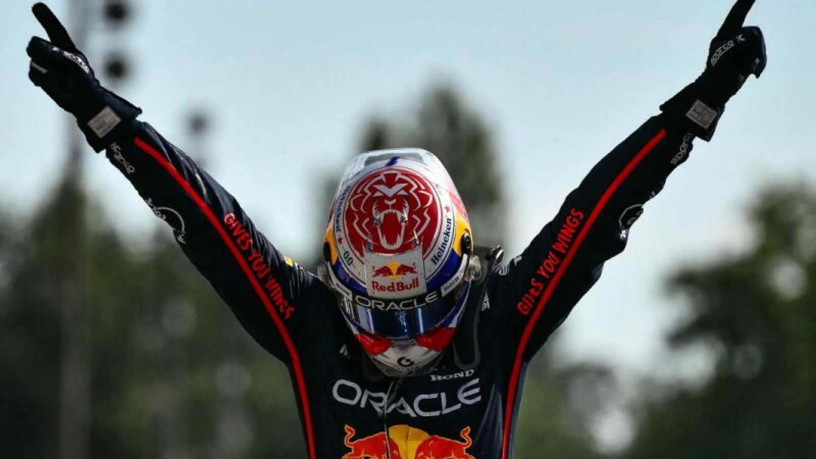 Max Verstappen volta a vencer na temporada de 2025, mas chances de títulos são pequenas  - Fo...