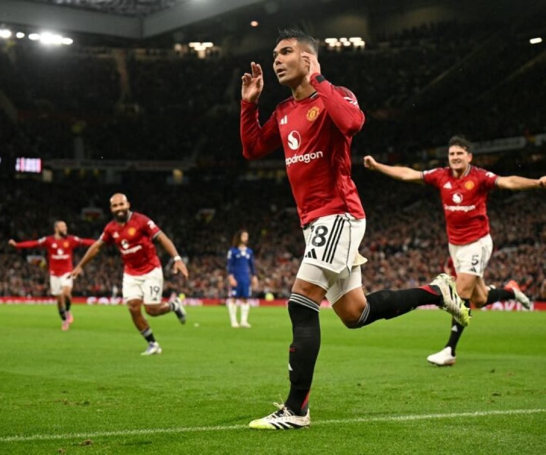 Casemiro está há quartro anos no Manchester United e não vai renovar  - Foto: Oli Scarff / AFP