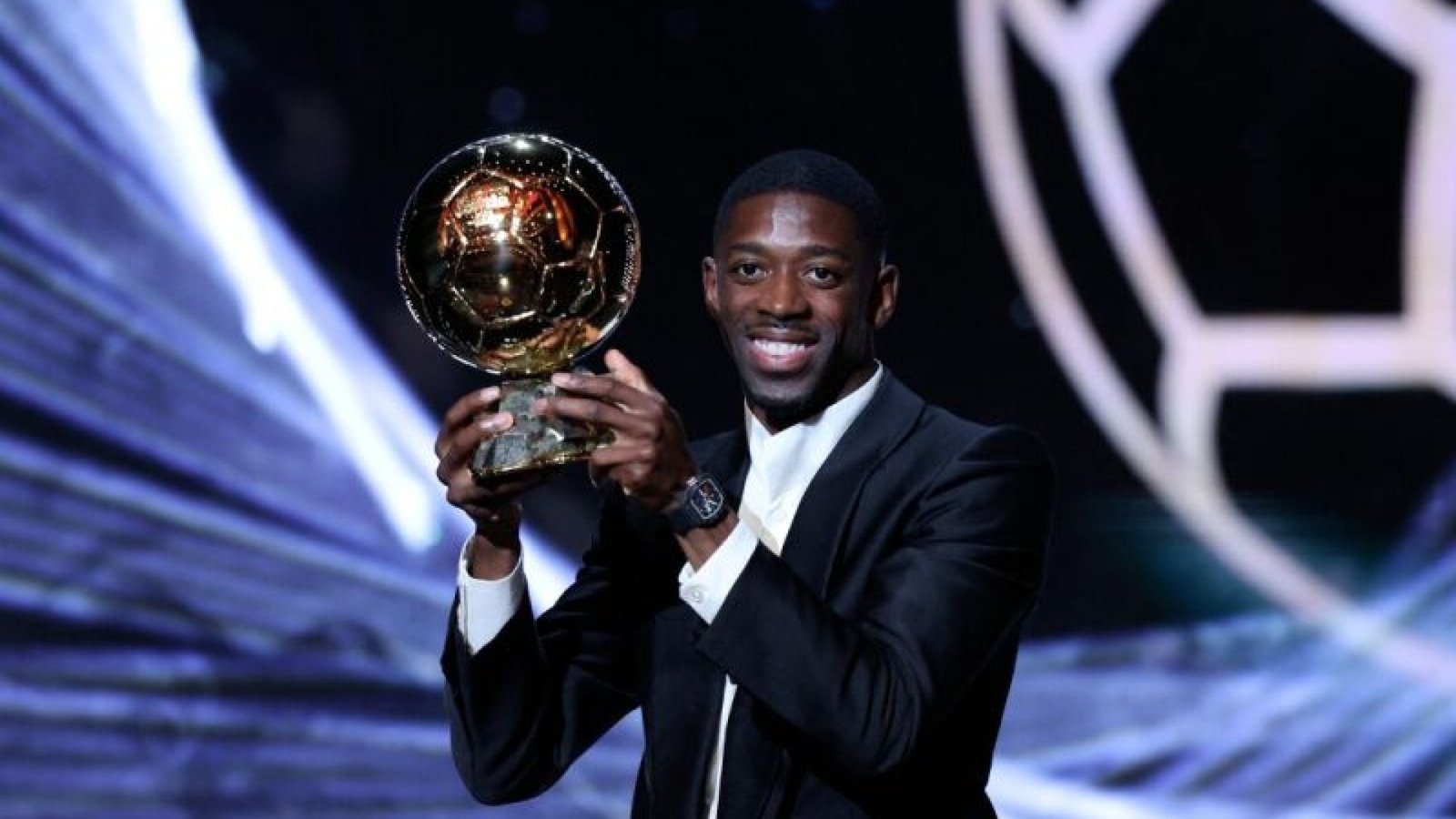 Dembelé conquistou a Bola de Ouro de 2025 após diversas conquistas com a camisa do PSG - Foto...