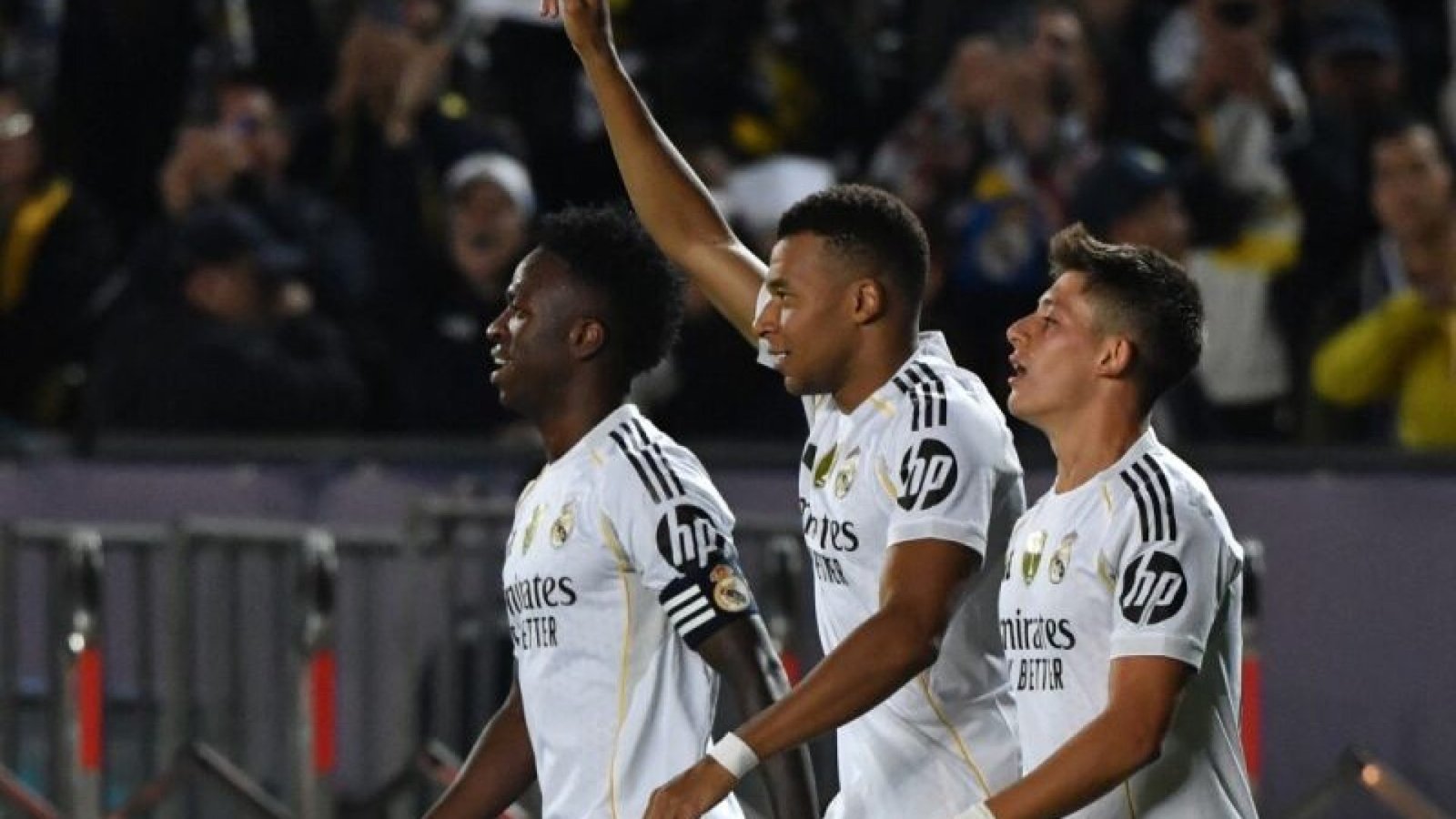 Real Madrid celebra vitória na Liga dos Campeões - Foto: Vyacheslav OSELEDKO / AFP