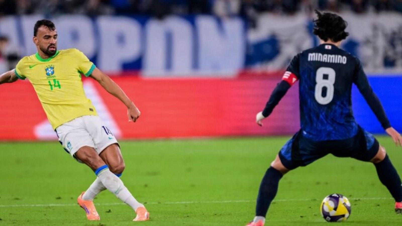 Fabrício Bruno falhou em dois lances capitais na derrota do Brasil para o Japão - Foto: Yuich...