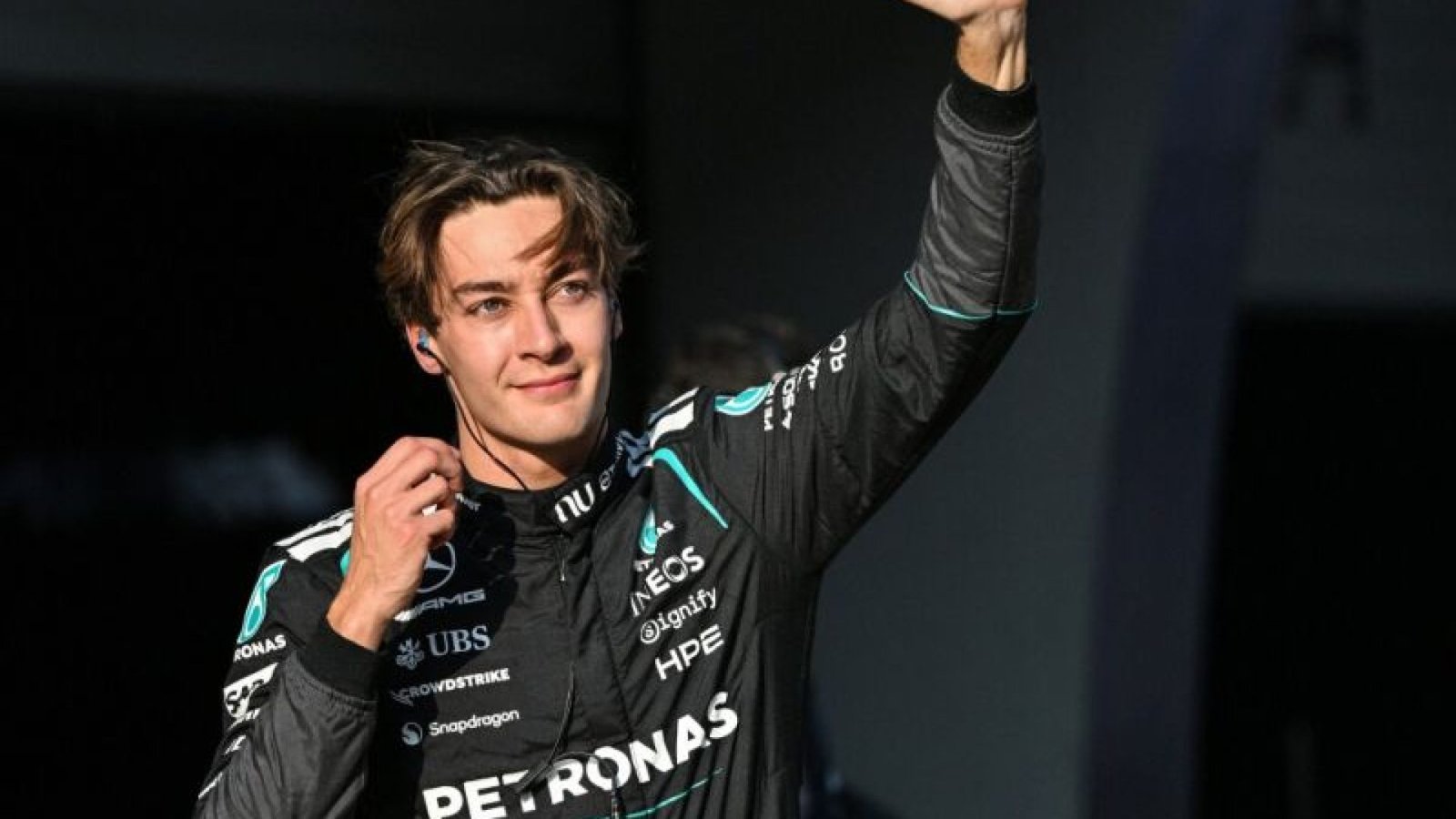 George Russell, piloto da Mercedes, elogiou o carro da escuderia - Foto: Hector Retamal/AFP