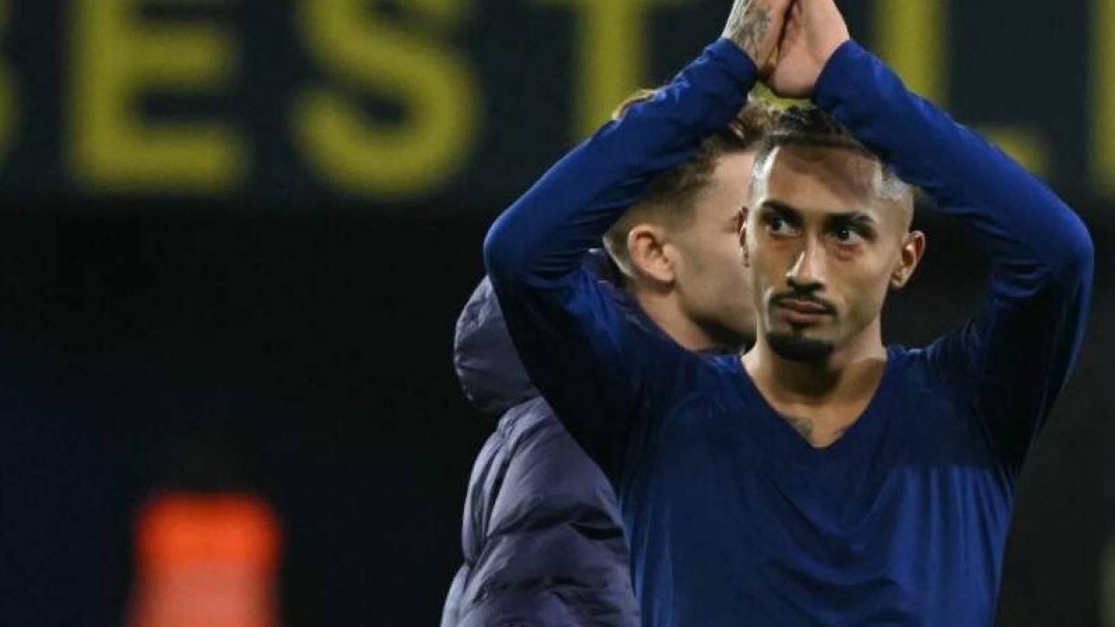 Raphinha levou o prêmio de melhor jogador da La Liga - Foto: Jose Joe/AFP