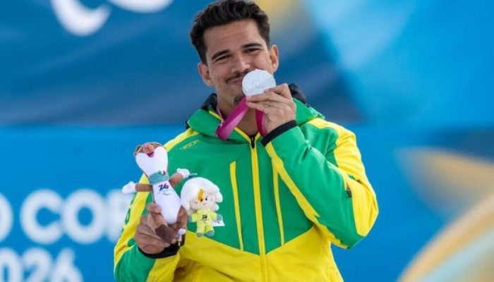 Cristian Ribera conquista a primeira medalha do Brasil na história dos Jogos Paralímpicos de In...
