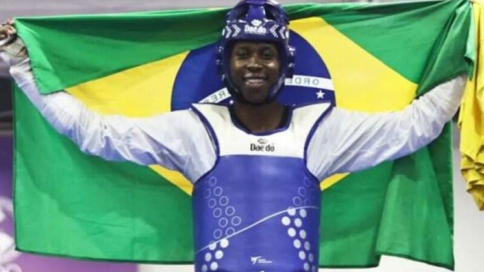 Henrique Marques é o primeiro homem do Brasil a conquistar uma medalha de ouro no Mundial de Tae...