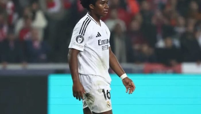 Endrick deve ser emprestado pelo Real Madrid ao futebol da França ou Itália - Foto: Sameer Al...
