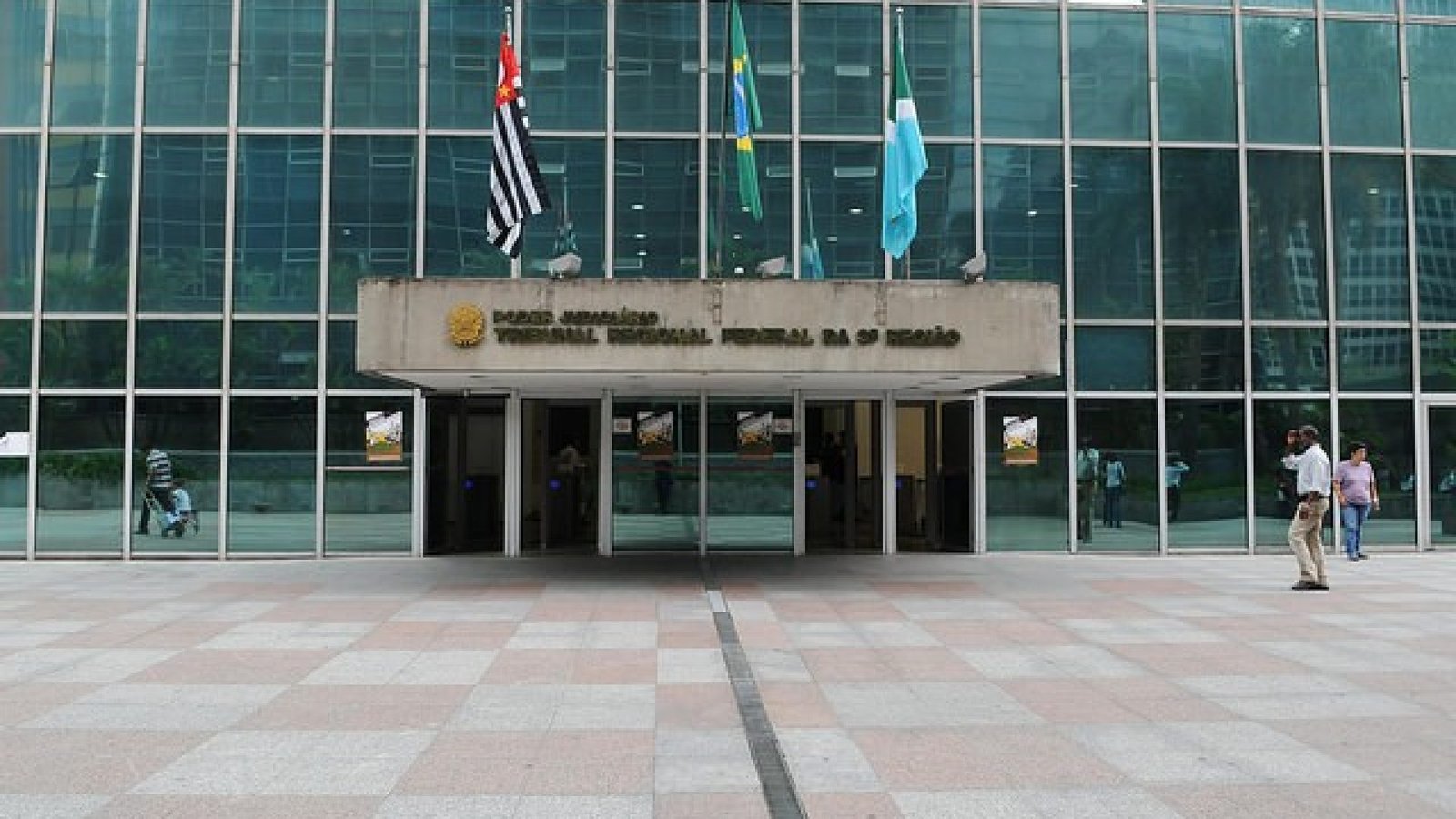 seus agentes. Documentos oficiais e depoimentos de testemunhas demonstraram que