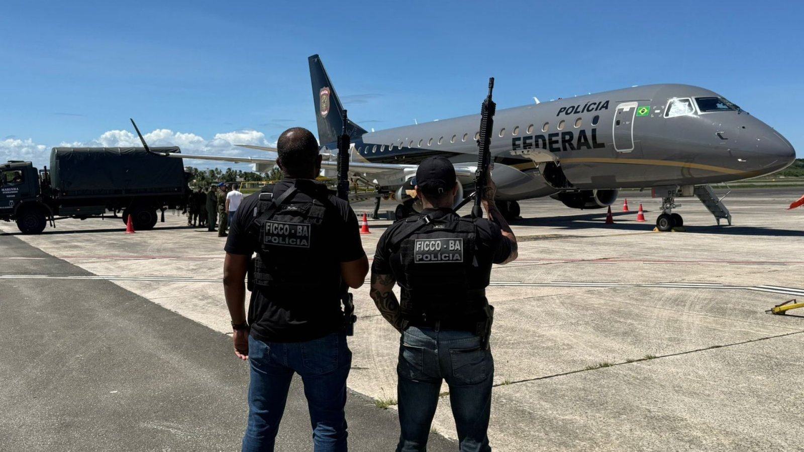 qual crime ele era procurado. Em nota, a polícia especificou apenas que os preso