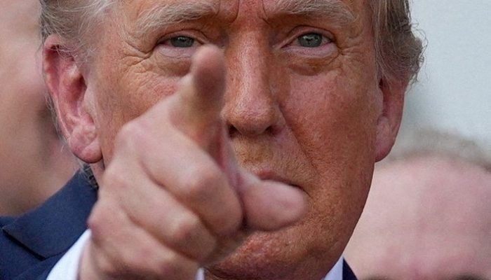 favor, diga ao papa Leão que o Irã matou pelo menos 42.000 manifestantes inocent