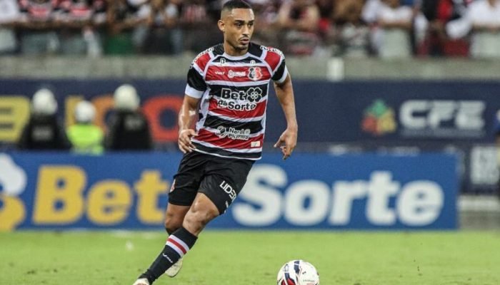 Zagueiro Eurico será peça fundamental para manter o Santa Cruz vivo na final  - Foto: Evelyn ...