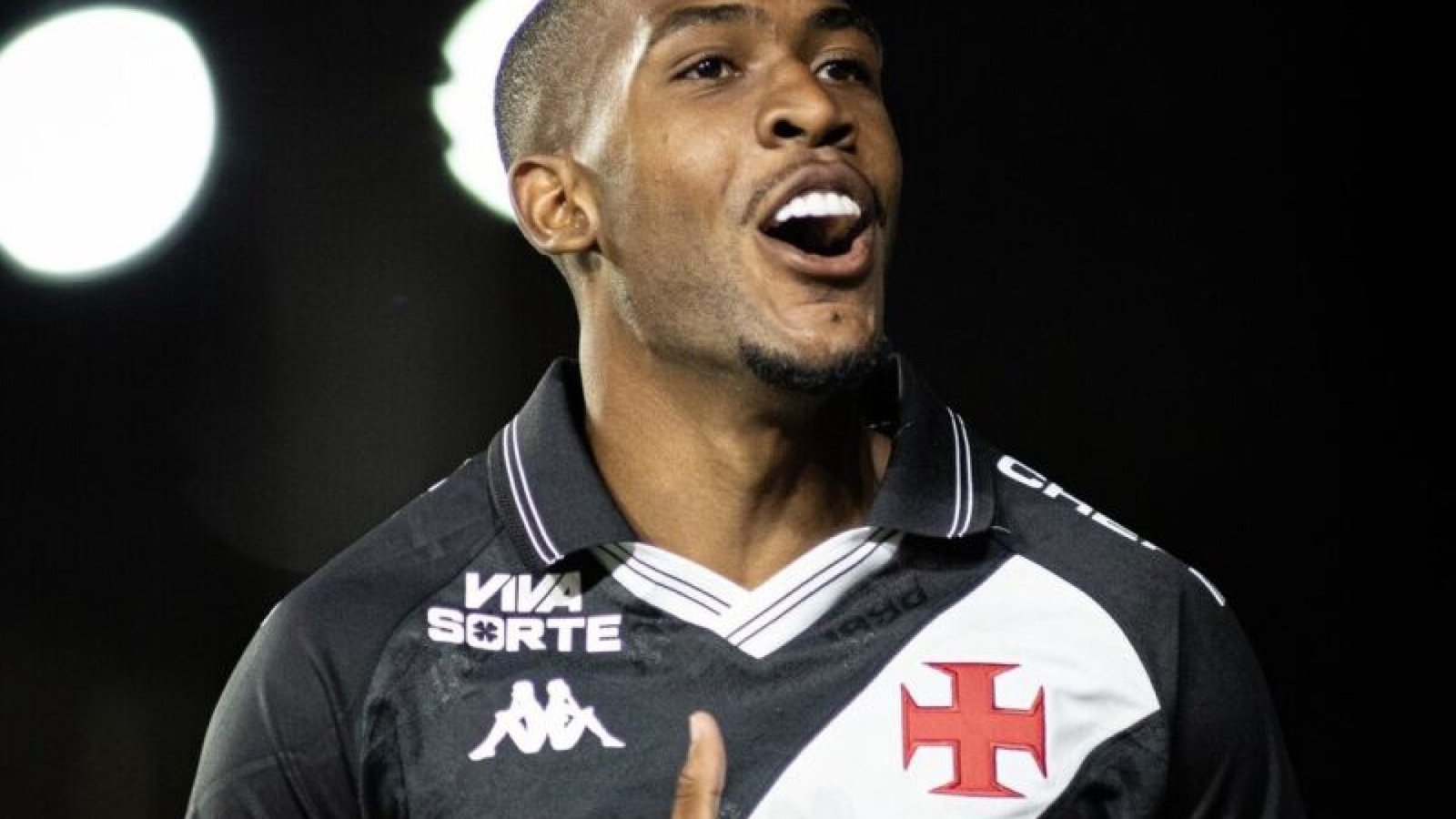 Rayan marcou dois gols para o Vasco sobre o Inter - Foto: Matheus Lima/Vasco