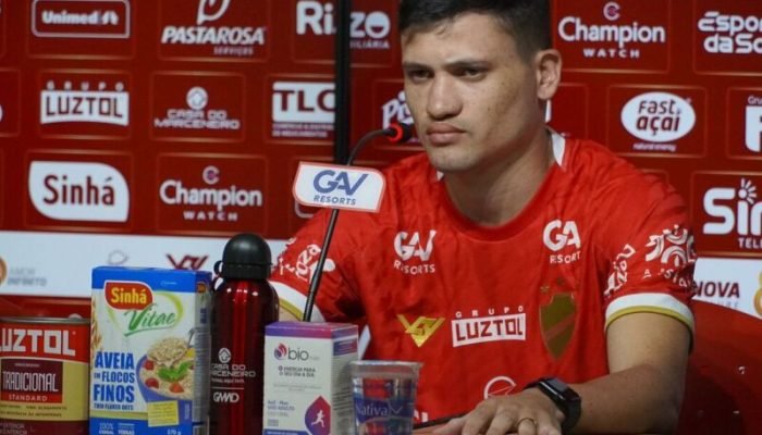 Ronald, novo atacante do Santa Cruz - Foto: Fernando Brito / Vila Nova FC