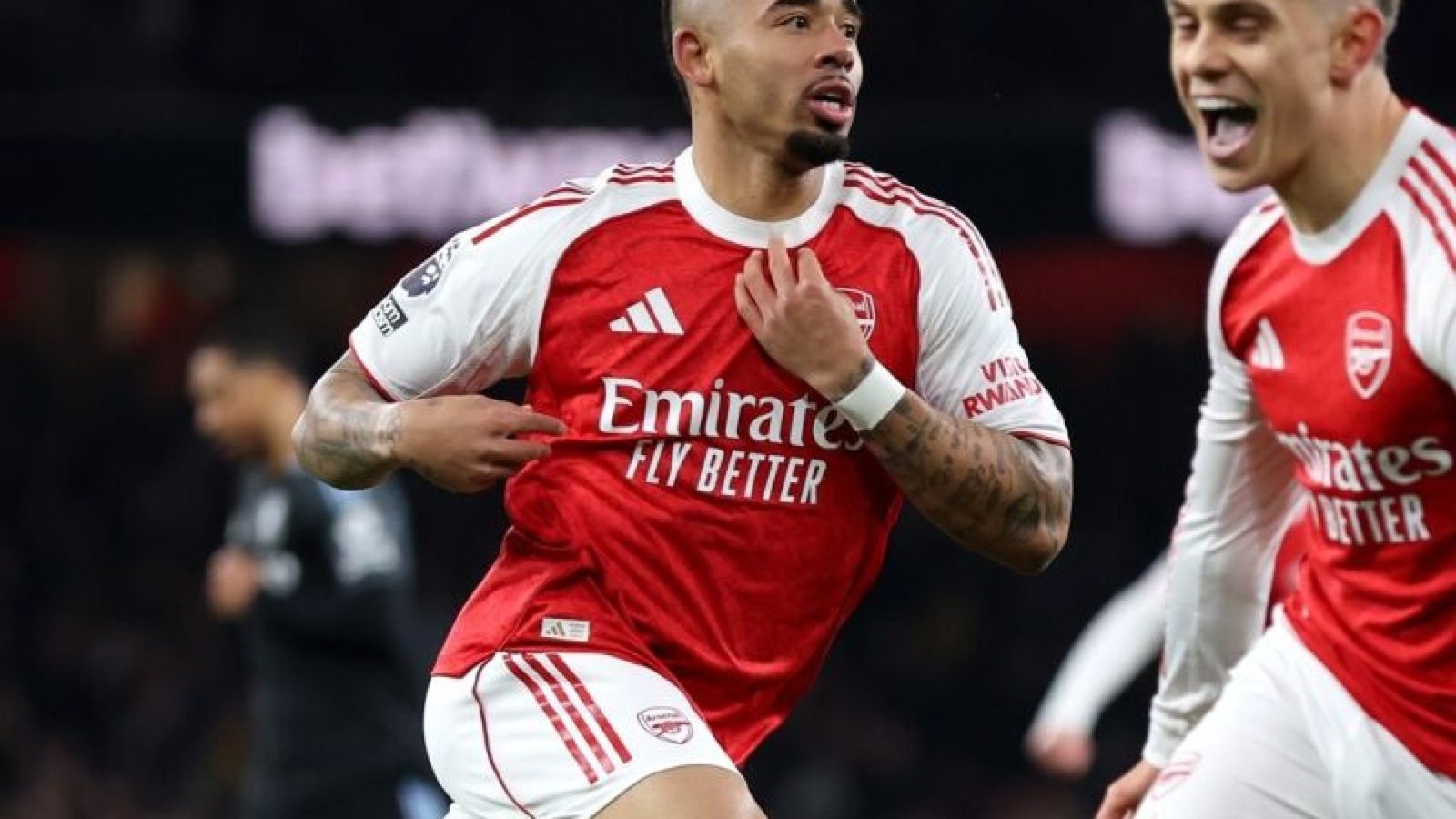 Os destaques do time londrino foram os brasileiros Gabriel Magalhães e Gabriel Jesus - Foto: R...