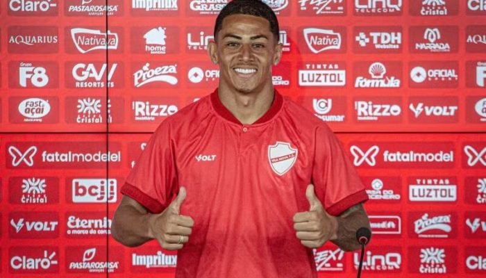 Dodô, meia do Vila Nova - Foto: Roberto Corrêa / Vila Nova F.C.