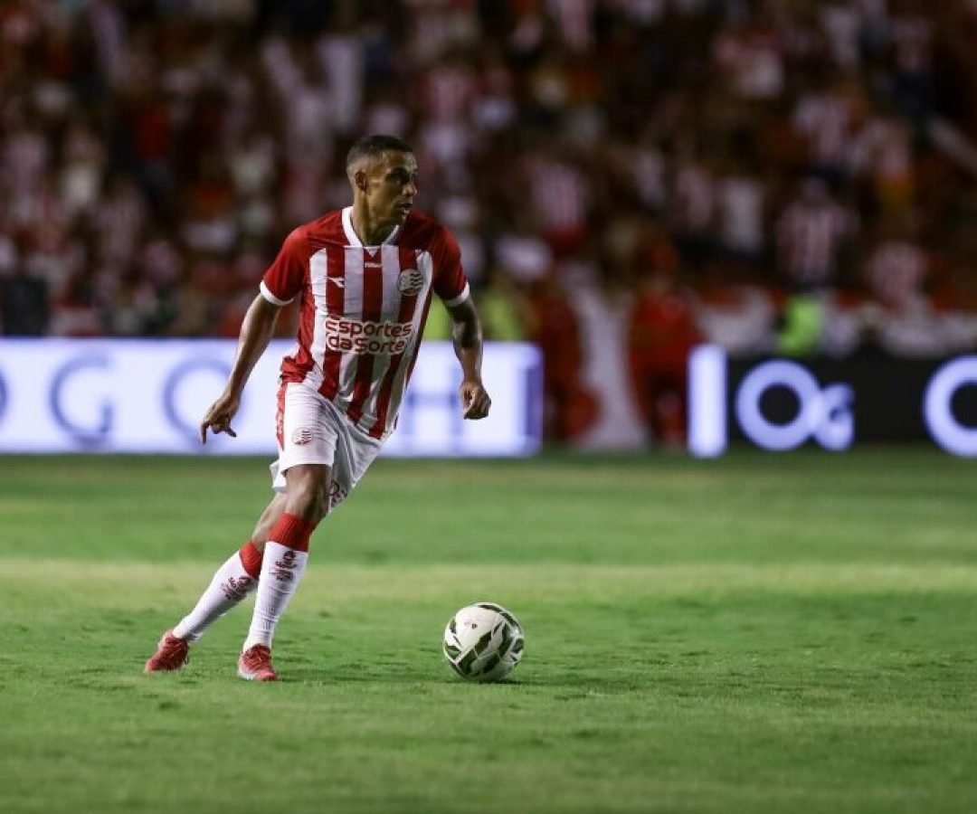 Arnaldo em ação pelo Náutico - Foto: Rafael Vieira/CNC