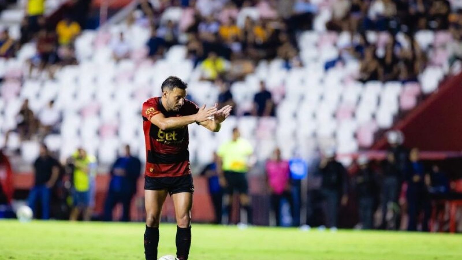 Yago Felipe, meia do Sport - Foto: Paulo Paiva/SCR